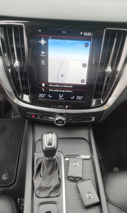 Volvo V60 cena 98277 przebieg: 133000, rok produkcji 2018 z Międzyrzecz małe 742